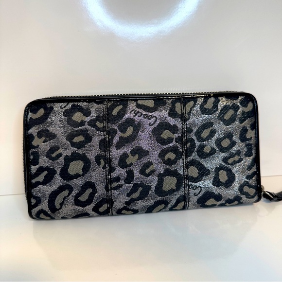 Vintage Coach Ocelot Zippy glittery leopard wallet - Picture 2 of 4